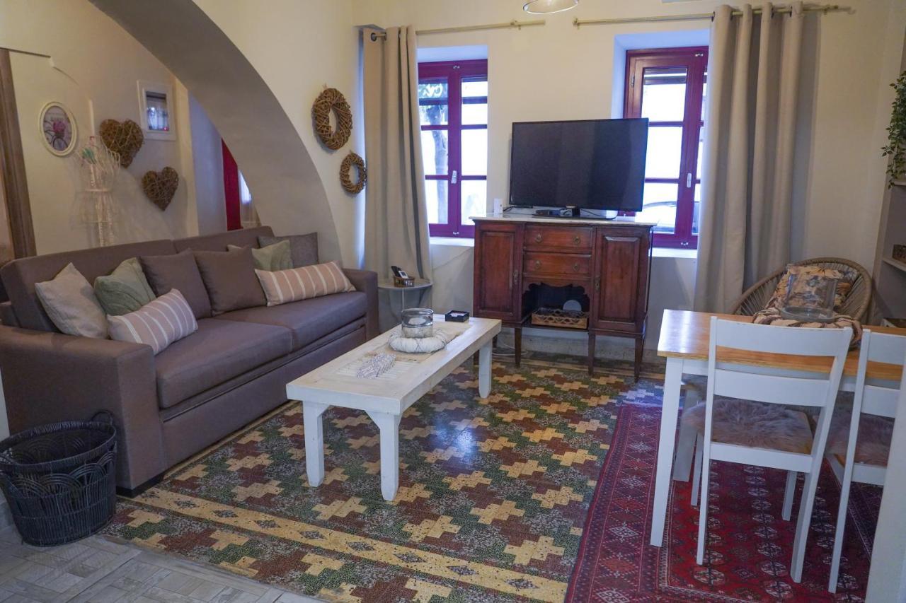 Traditional House Of 1898 In The Heart Of Old Town Of Anabolu Dış mekan fotoğraf